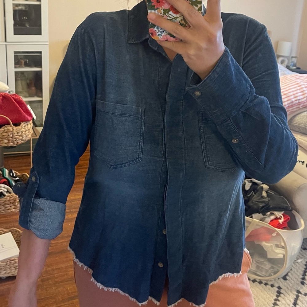 Cloth & Stone soft thin corduroy shirt! - Picture 5 of 7